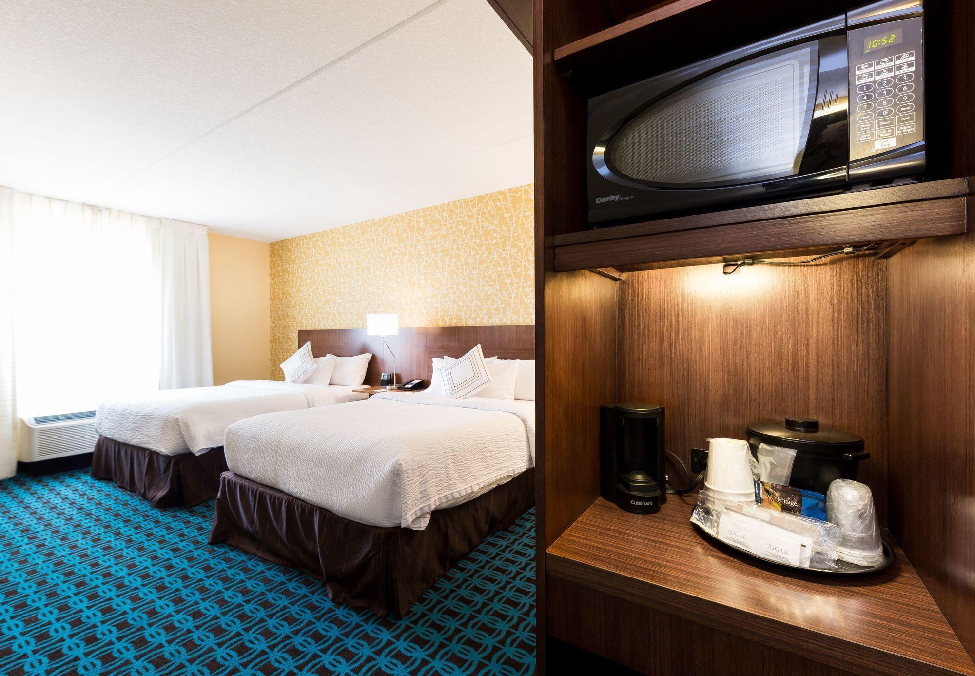 Fairfield Inn & Suites By Marriott Edmonton North Екстериор снимка
