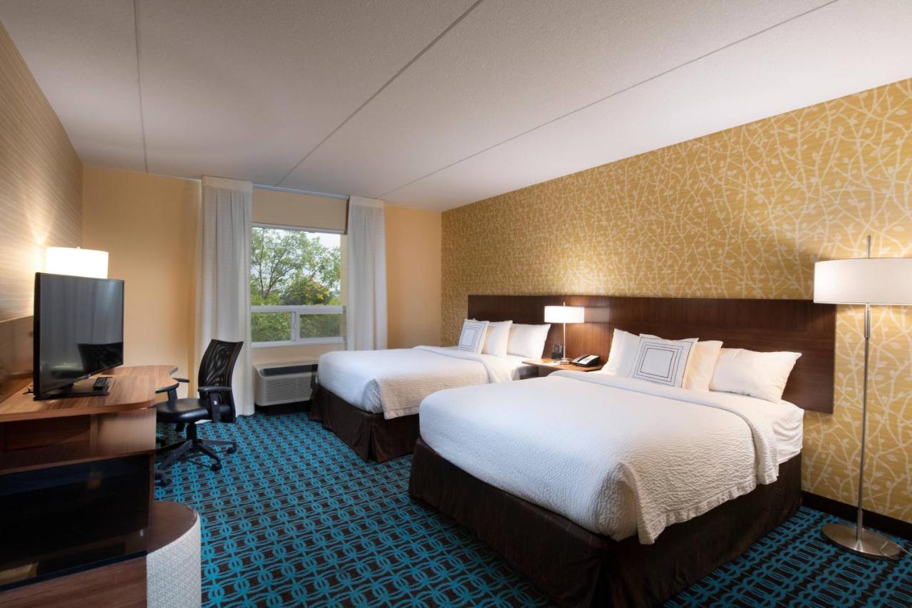 Fairfield Inn & Suites By Marriott Edmonton North Екстериор снимка