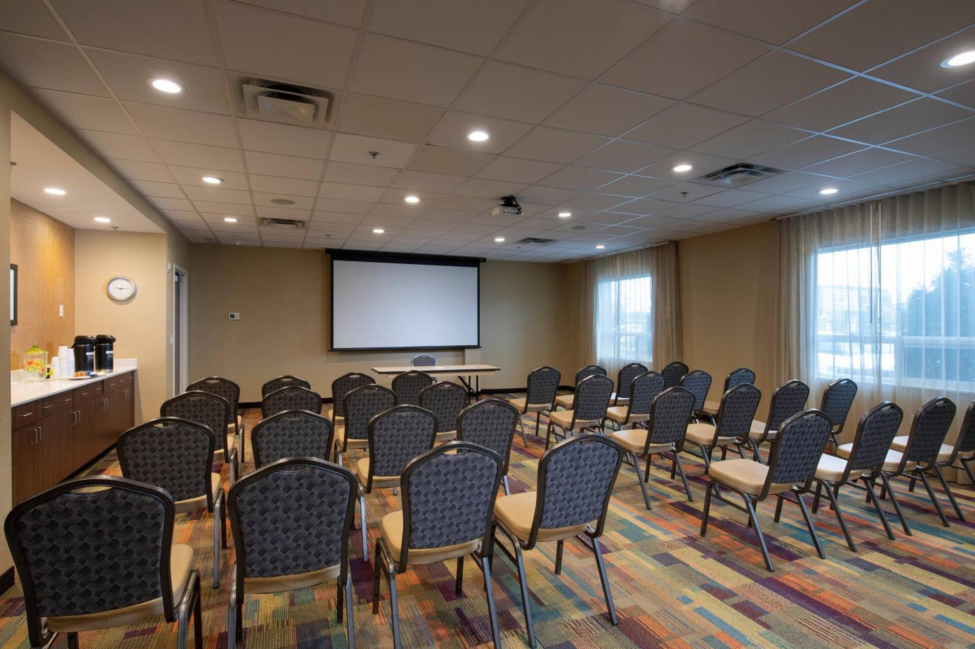 Fairfield Inn & Suites By Marriott Edmonton North Екстериор снимка