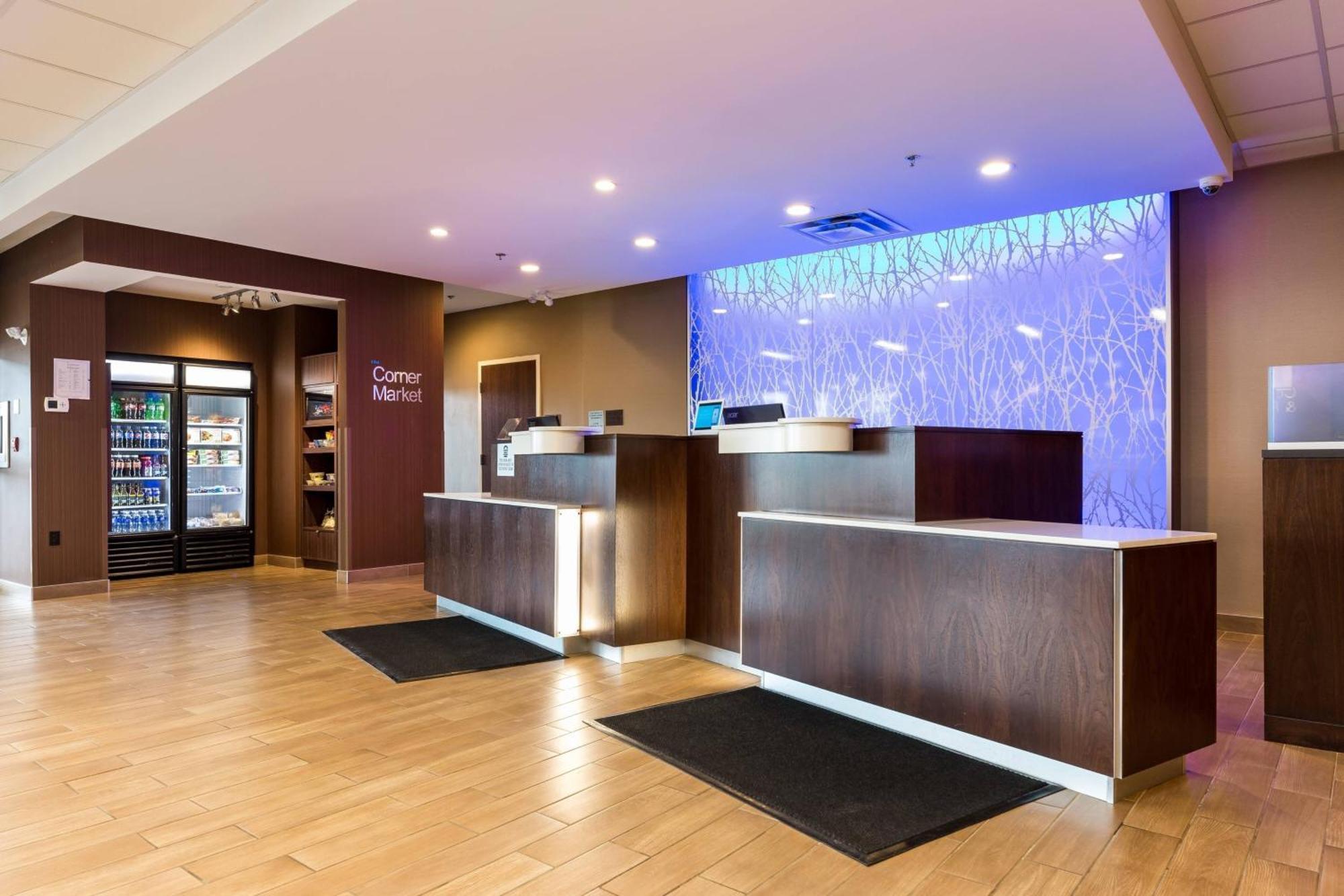 Fairfield Inn & Suites By Marriott Edmonton North Екстериор снимка