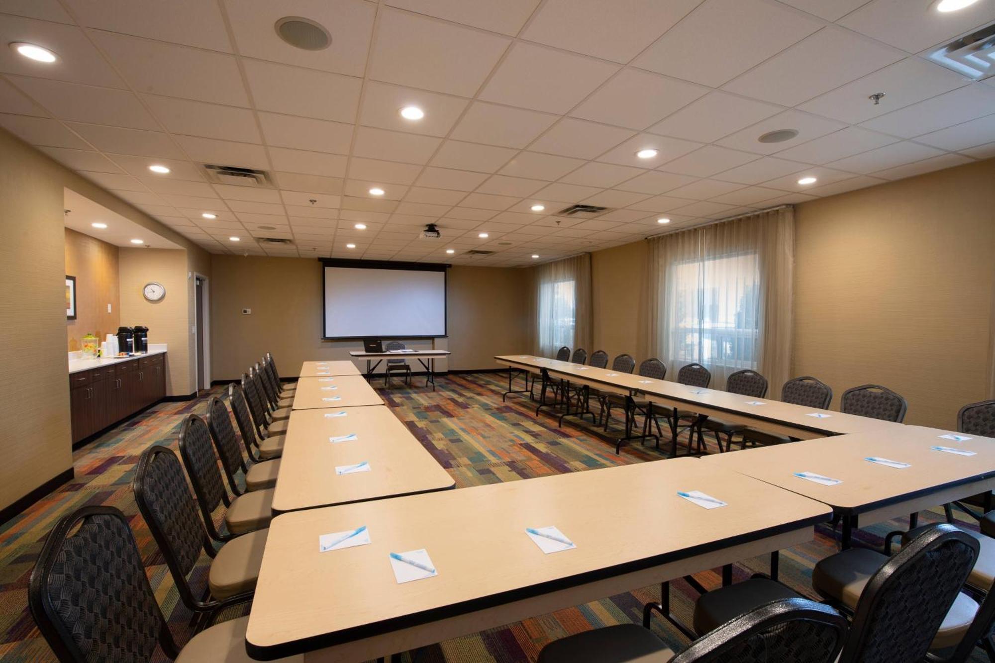 Fairfield Inn & Suites By Marriott Edmonton North Екстериор снимка