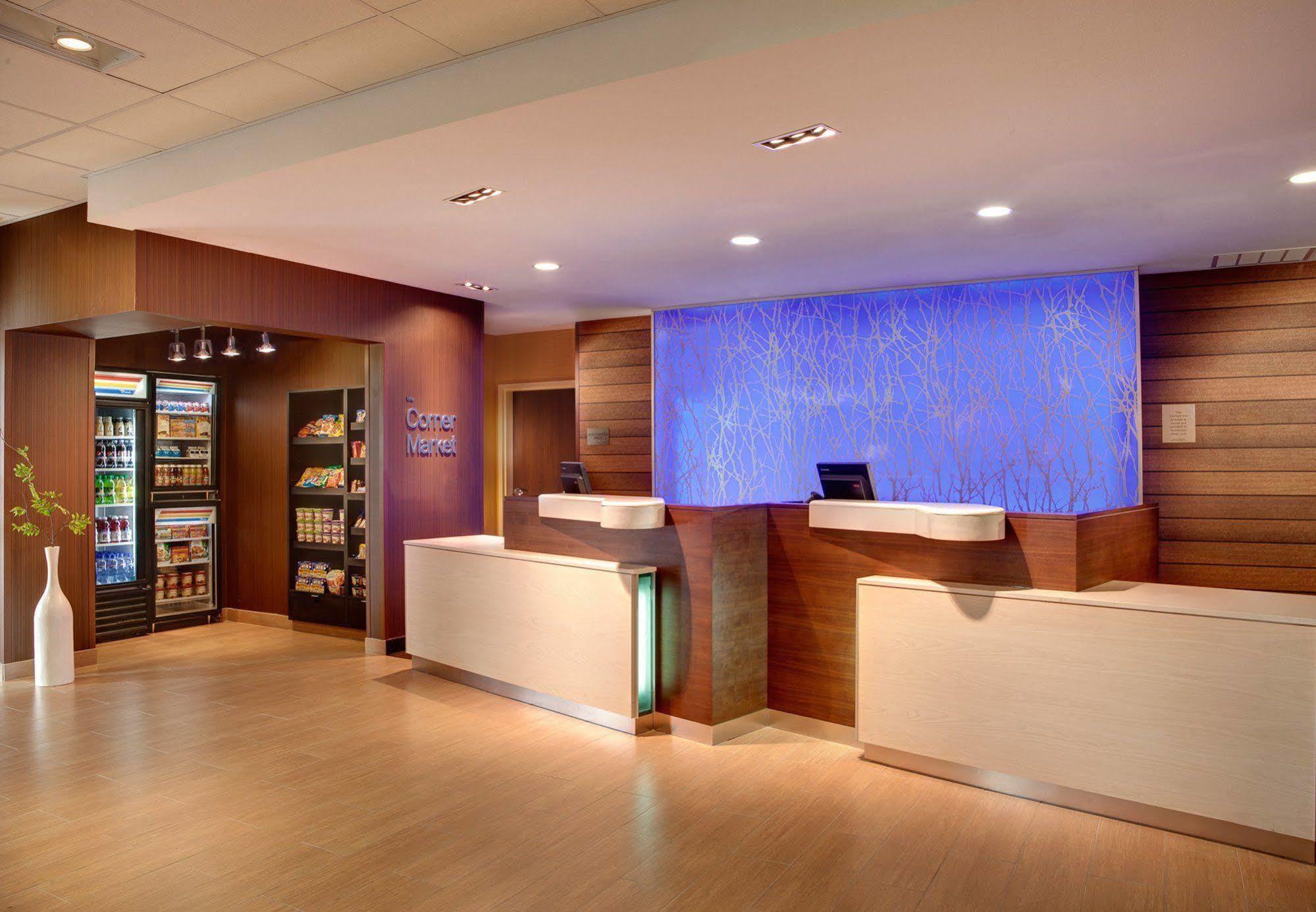 Fairfield Inn & Suites By Marriott Edmonton North Екстериор снимка